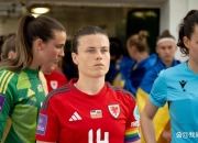 开云体育在线-包含足球盛事中，女性运动员绽放光芒！的词条
