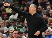 开云平台-开拓者主帅赞誉球员拼劲，呼吁队员精神饱满的简单介绍