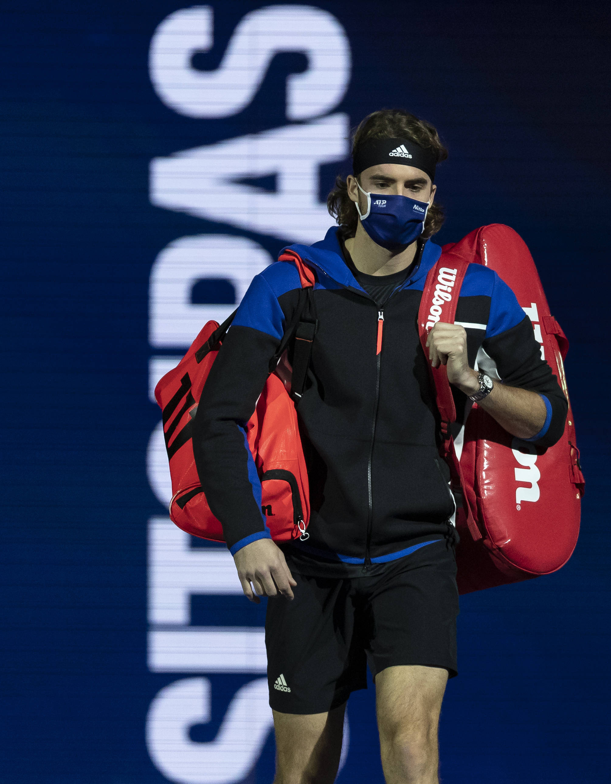 世界网球队血洗澳大利亚网球队,西西帕斯爆发神勇的简单介绍 世界网球队血洗澳大利亚网球队,西西帕斯爆发神勇的简单介绍