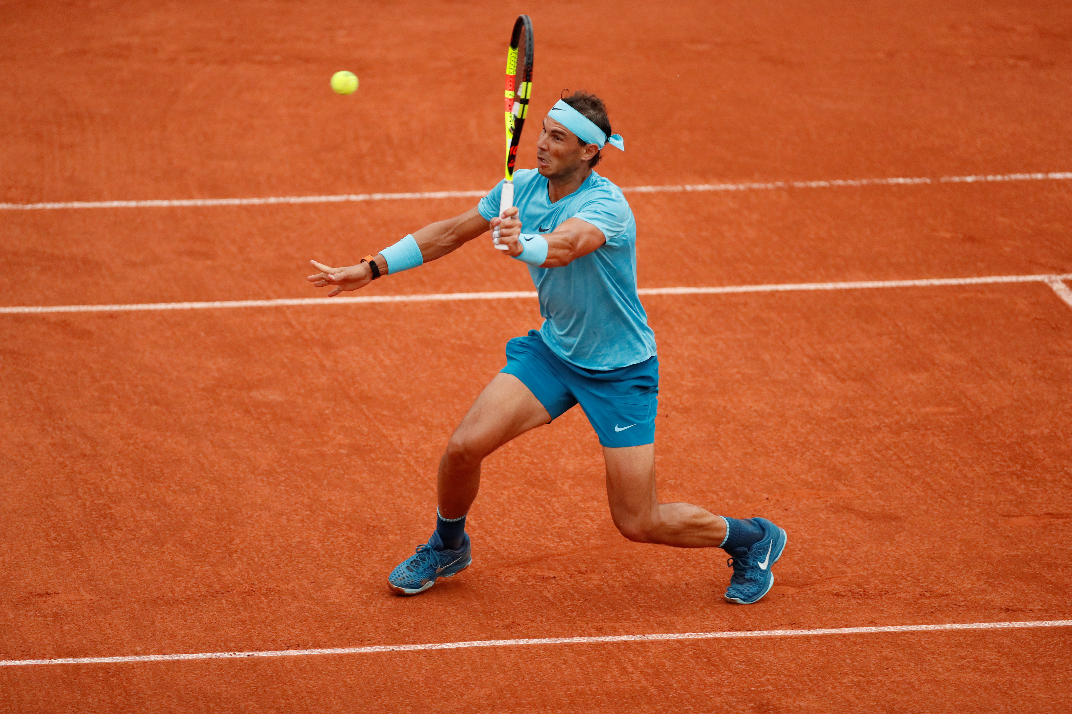 英国网球队强势西班牙网球队,纳达尔三分雨点燃全场的简单介绍 英国网球队强势西班牙网球队,纳达尔三分雨点燃全场的简单介绍