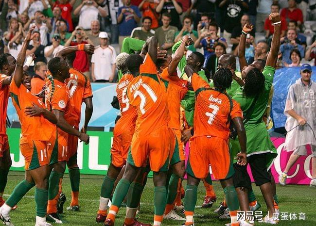 关于津巴布韦队在比赛中展现出色实力的信息 关于津巴布韦队在比赛中展现出色实力的信息