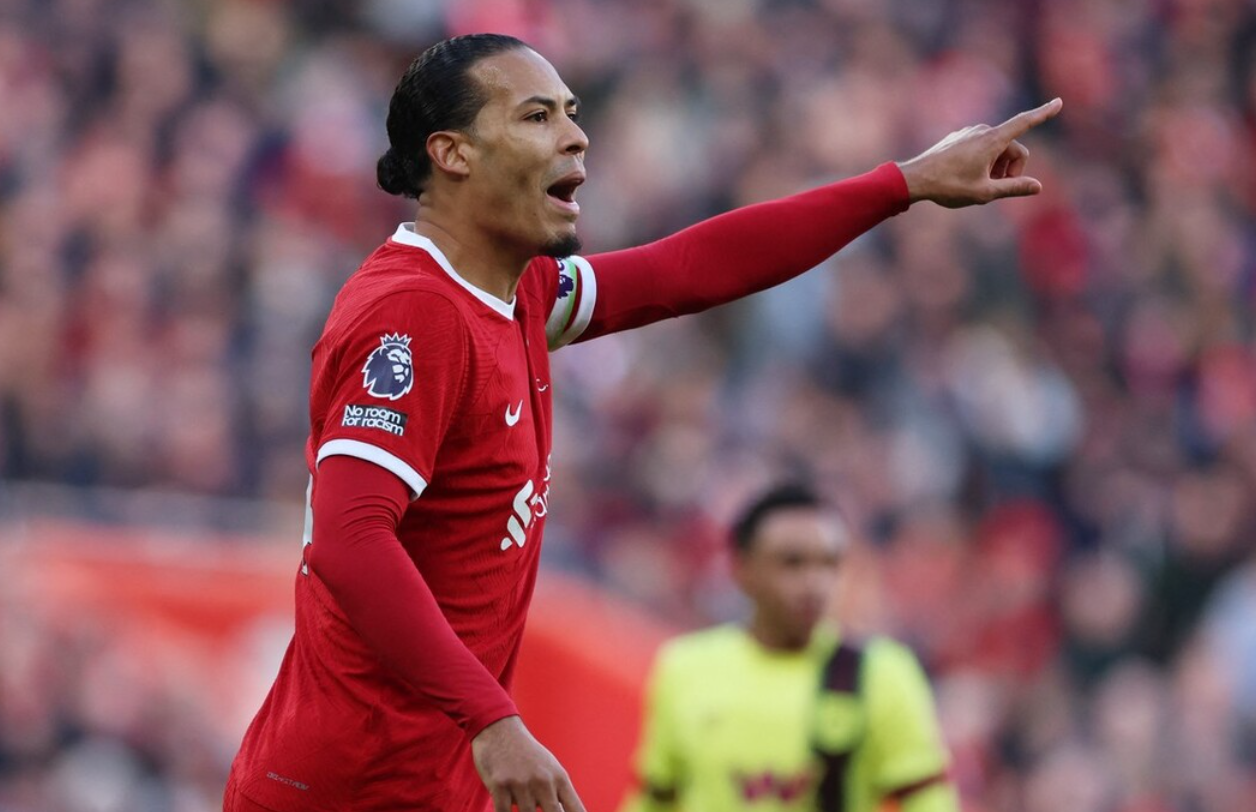 利物浦击败亨克，强势领跑小组的简单介绍