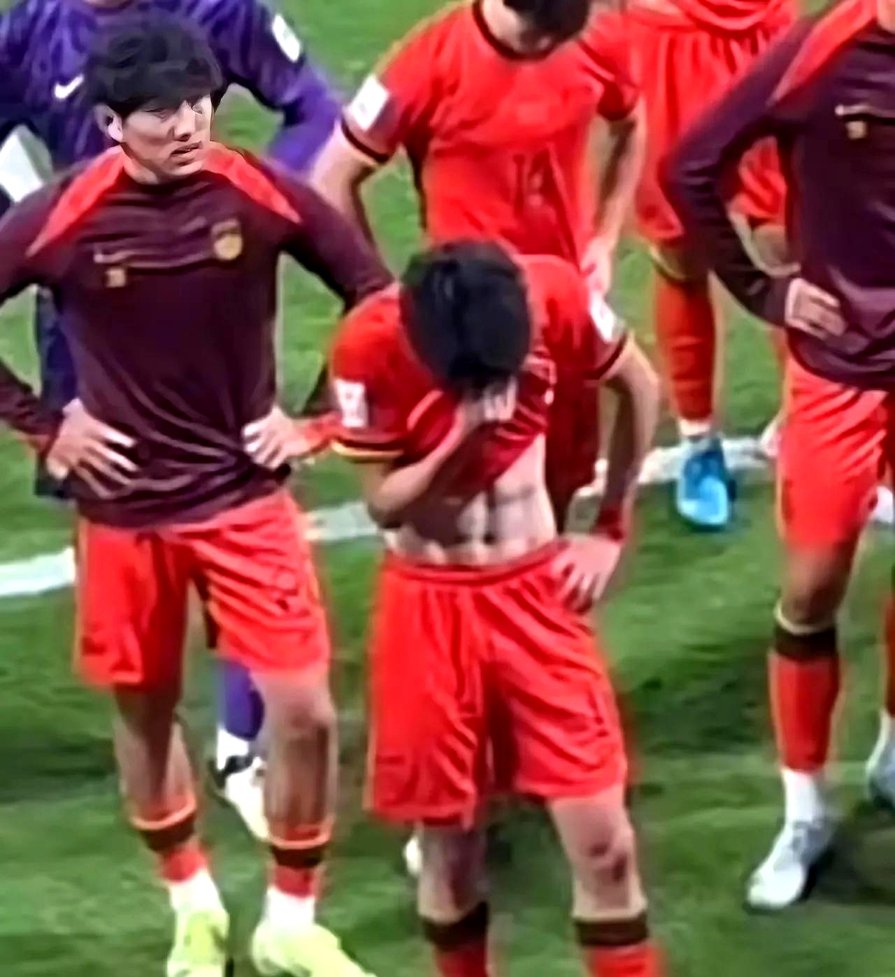 历史性巨头倒下！亚洲足坛震惊