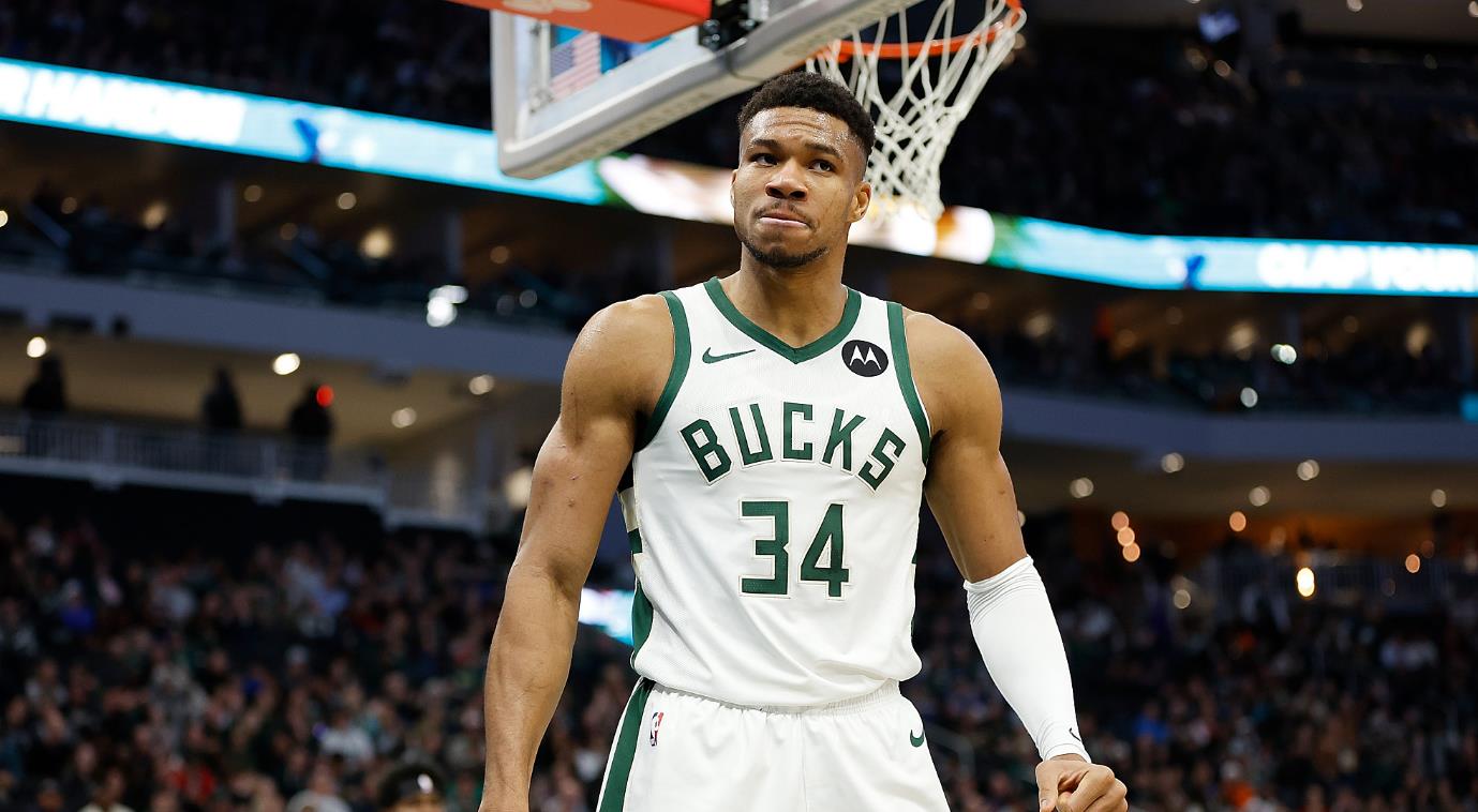 雄鹿再胜公牛，字母哥独得40分的简单介绍