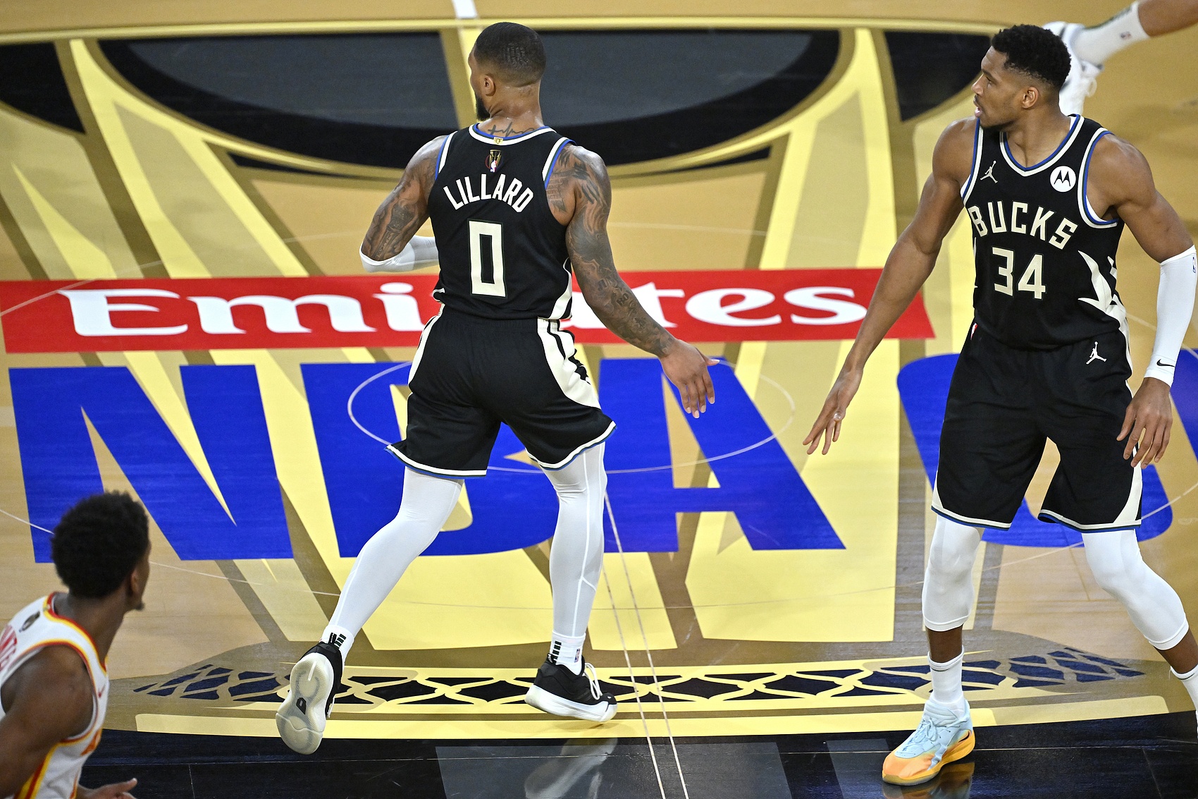 包含雄鹿全队火力全开，斩获第五连胜的词条