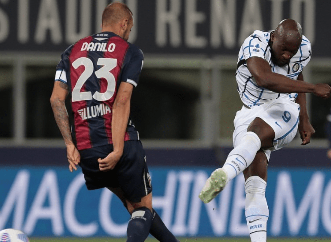 别尔森主场险胜，豪取三分继续领跑