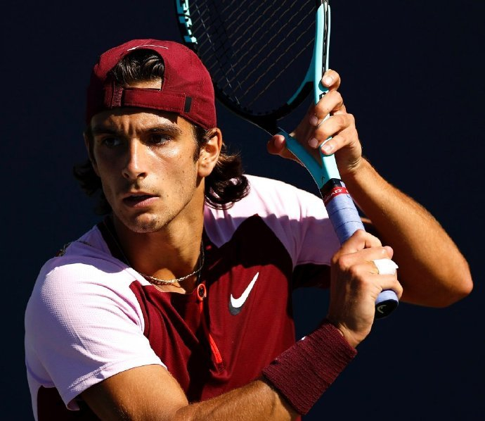 关于克罗地亚主场告捷，保住晋级机会的信息