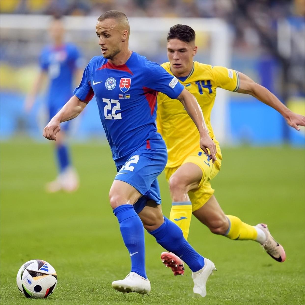 包含乌克兰国家队喜获欧洲杯晋级名额，意外突围的词条