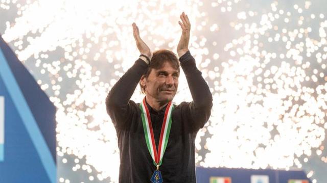 那不勒斯主帅表示对球员表现满意的简单介绍