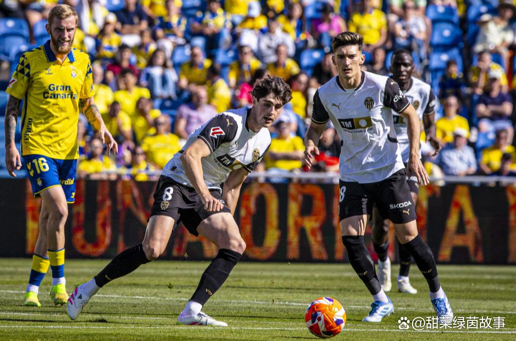 包含瓦伦西亚逆转获胜，小组出线席位稳固的词条