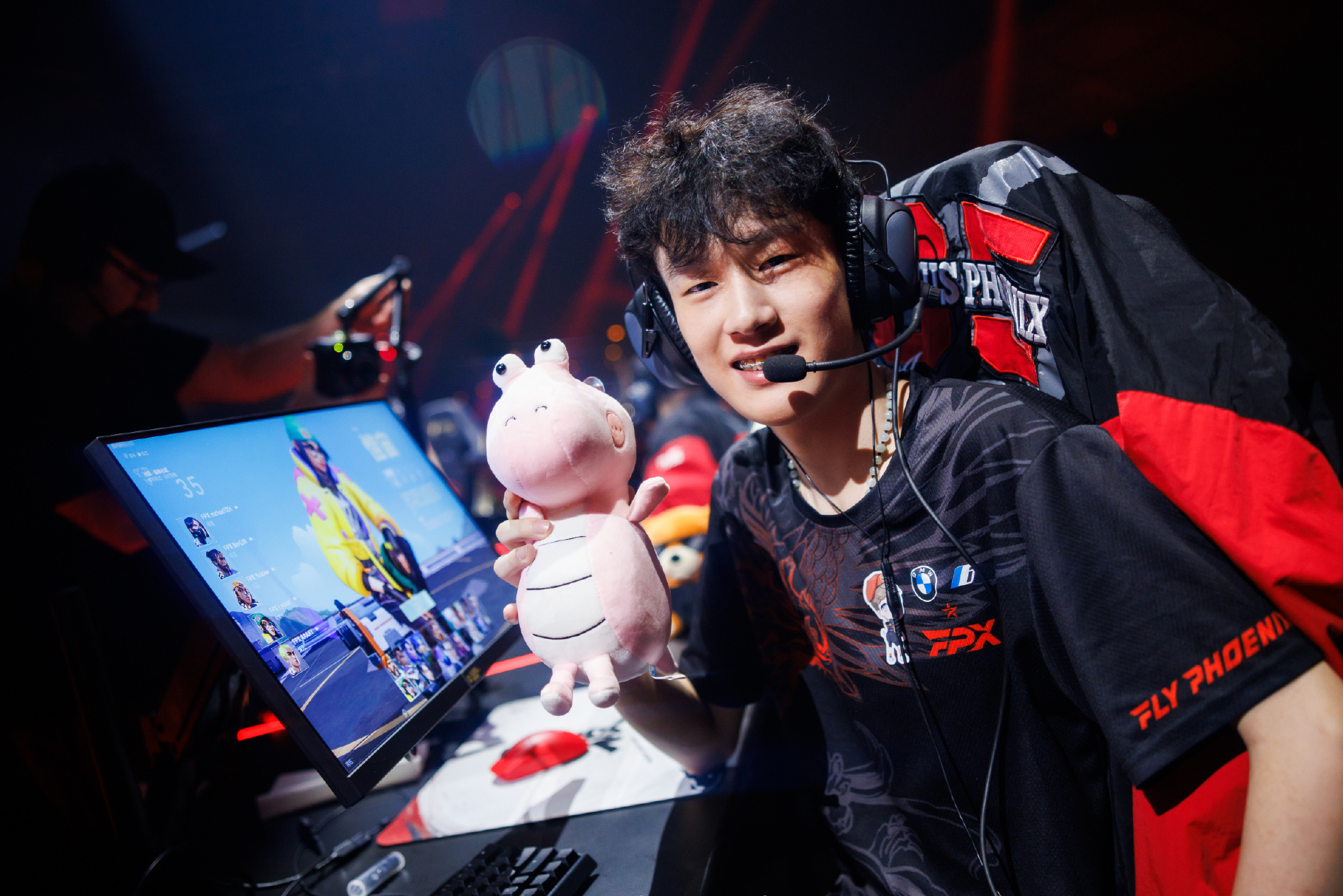 FLY强势FPX，Ming送出助攻的简单介绍