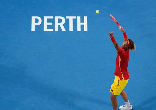 包含联合杯横扫ATP总决赛，兹维列夫扛起全队的词条