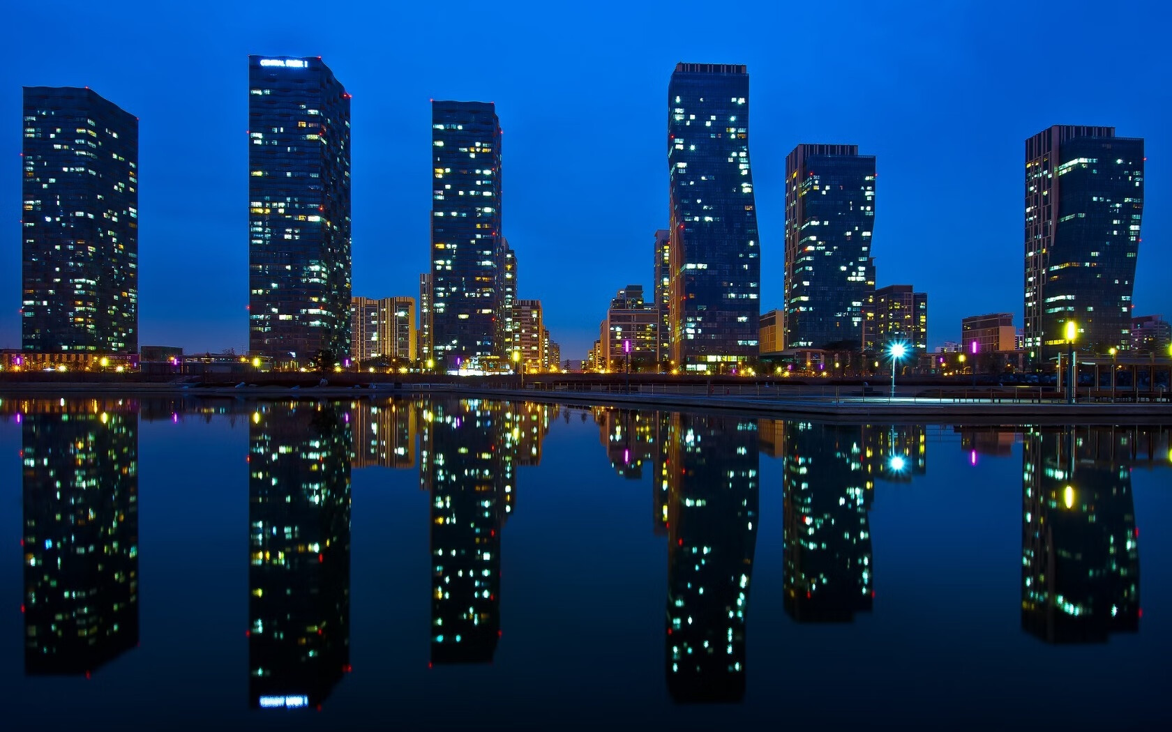 欧冠淘汰赛之夜，蒂亚戈的致命一击