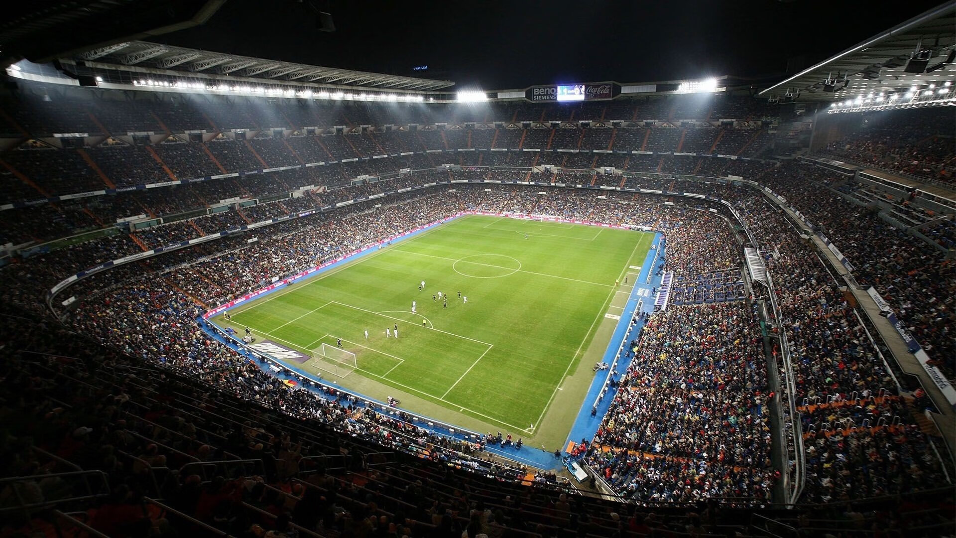 久保建英撕裂安菲尔德防线，利物浦冰岛神话在风暴中粉碎
